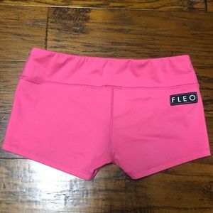FLEO shorts